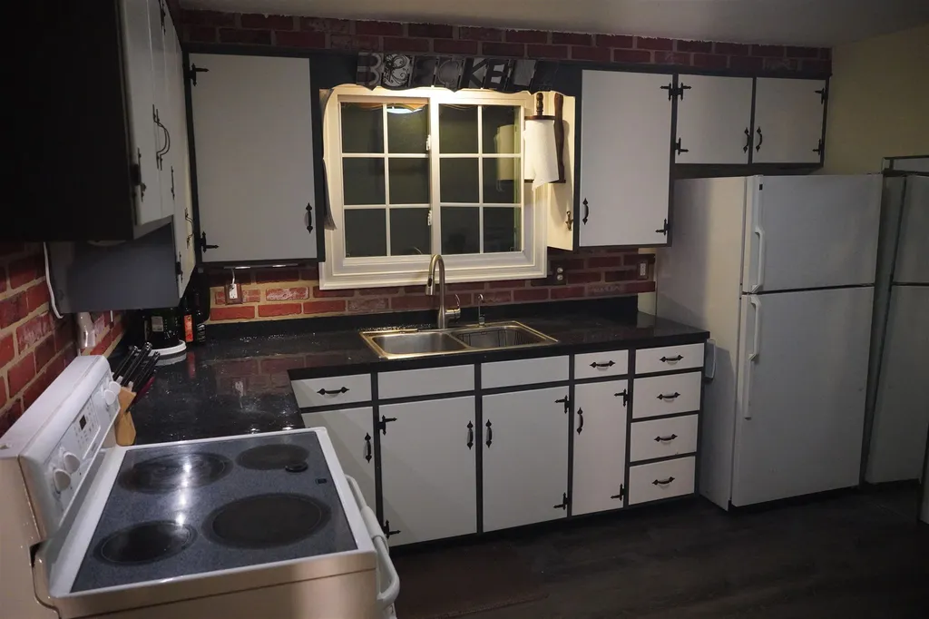 105 Colonial Drive Keene NH 03431