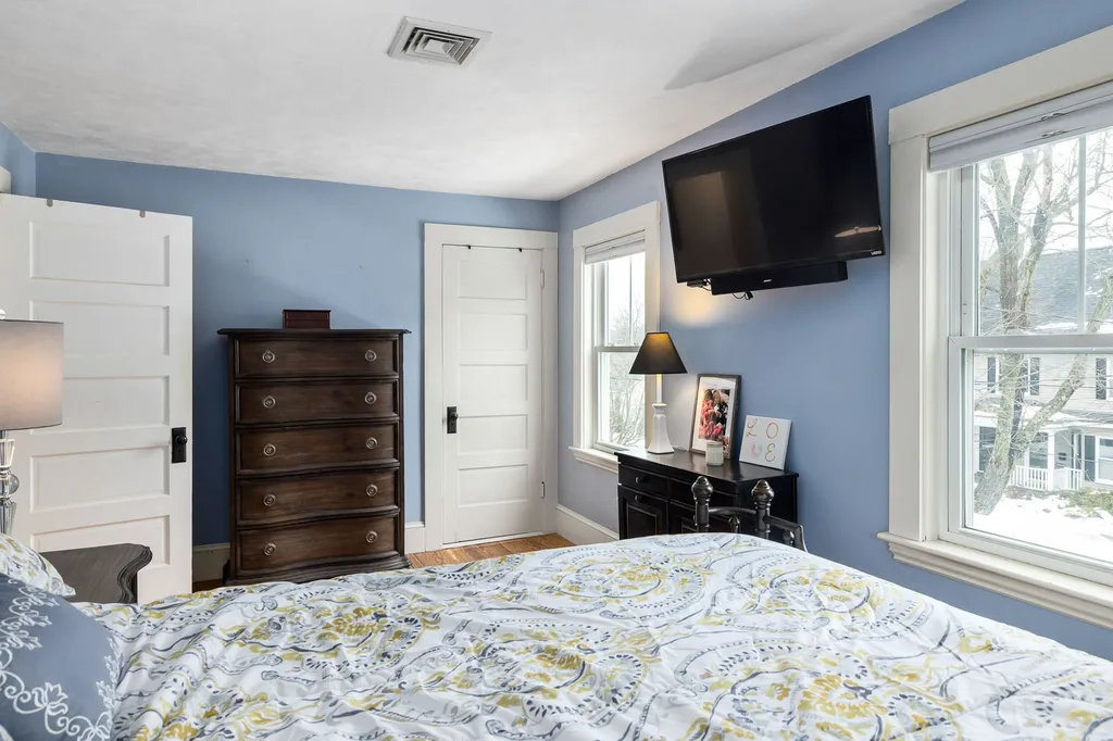 306 Aldrich Road Portsmouth NH 03801