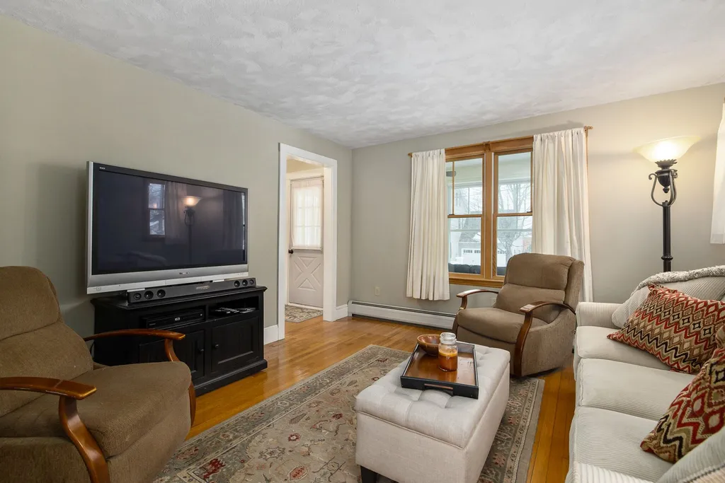 306 Aldrich Road Portsmouth NH 03801