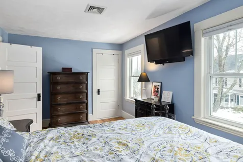 306 Aldrich Road Portsmouth NH 03801
