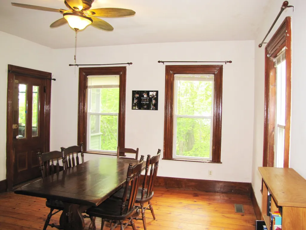 11 Mooney Street Farmington NH 03835