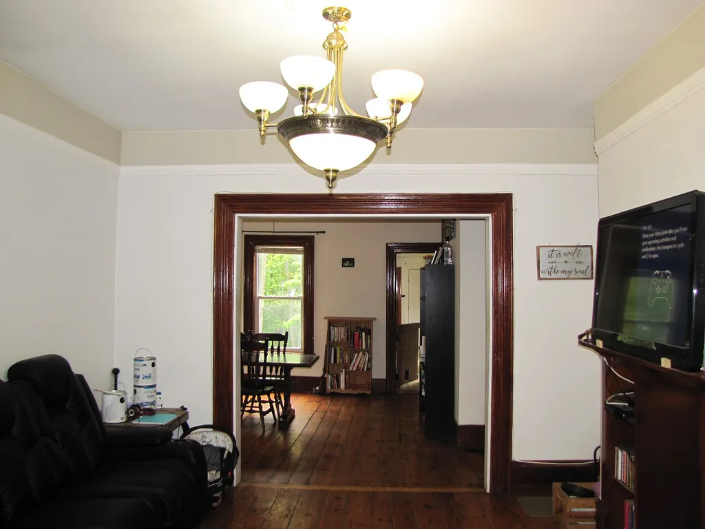 11 Mooney Street Farmington NH 03835