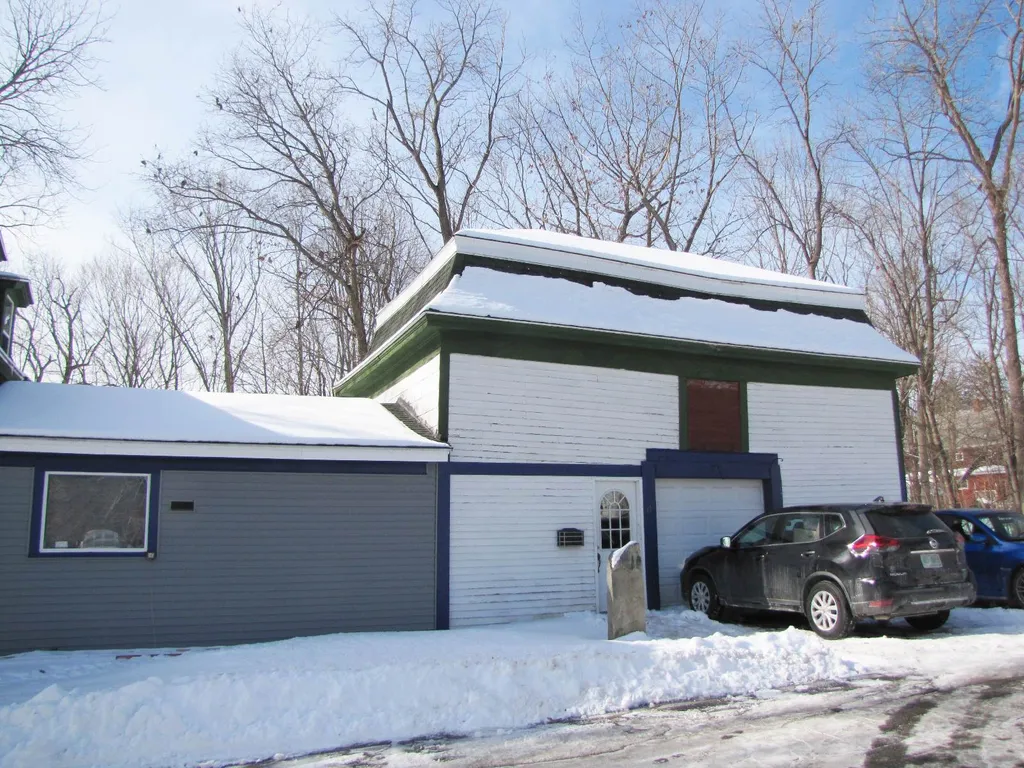 11 Mooney Street Farmington NH 03835