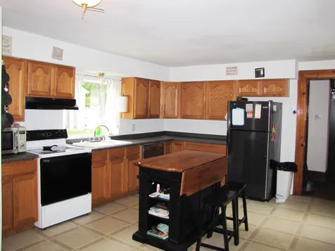 11 Mooney Street Farmington NH 03835