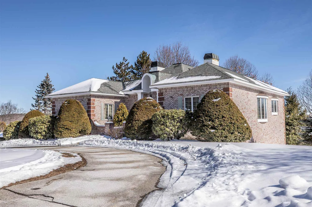 146 Highview Terrace Manchester NH 03104