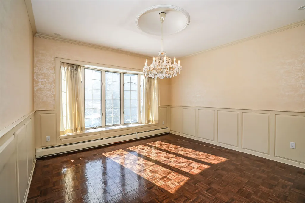 146 Highview Terrace Manchester NH 03104