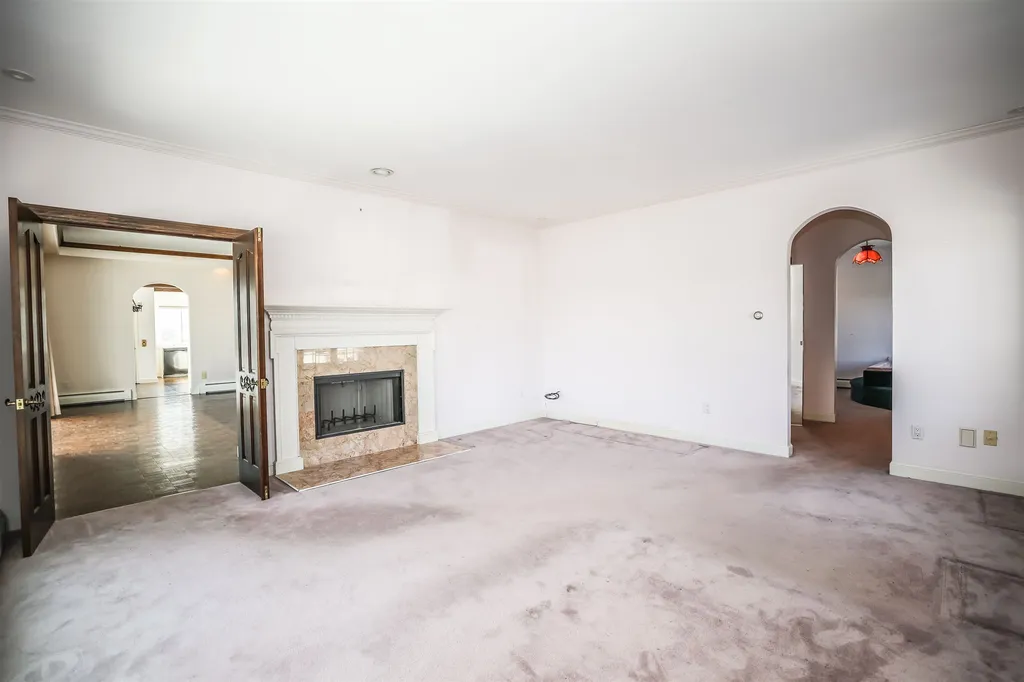 146 Highview Terrace Manchester NH 03104