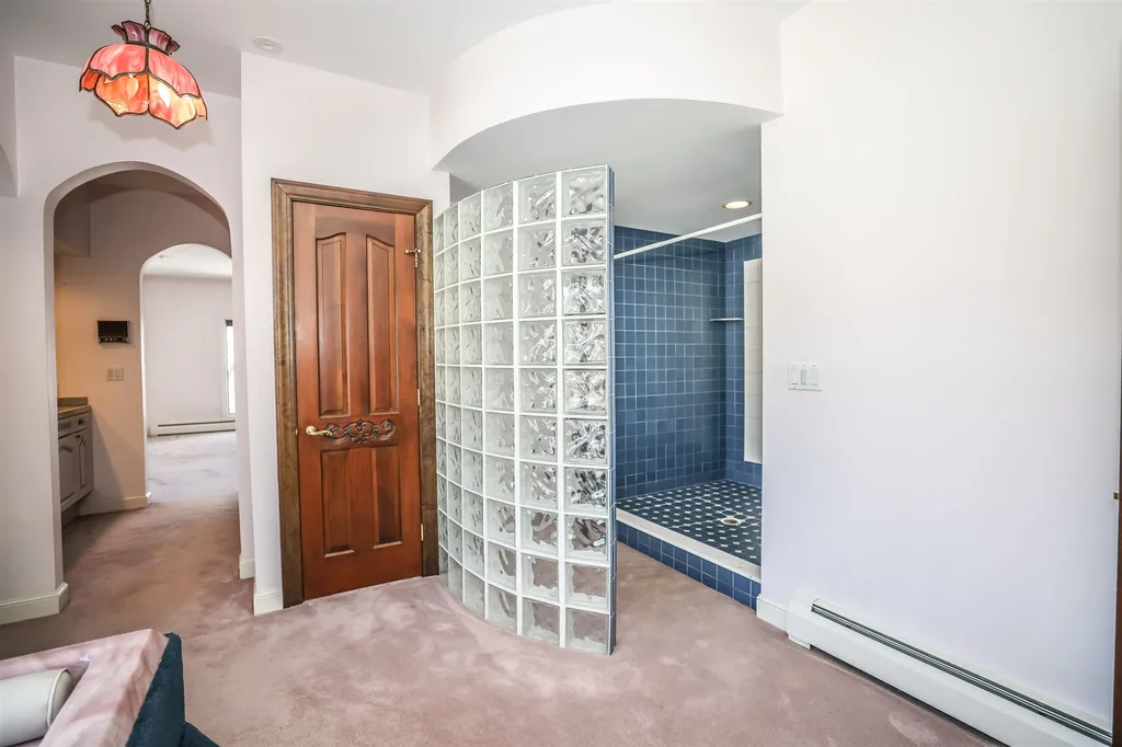 146 Highview Terrace Manchester NH 03104