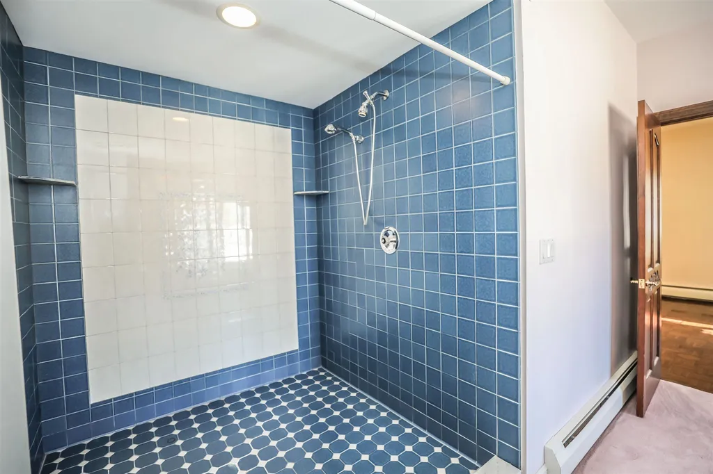 146 Highview Terrace Manchester NH 03104