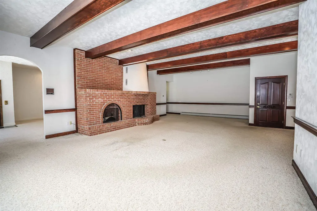 146 Highview Terrace Manchester NH 03104