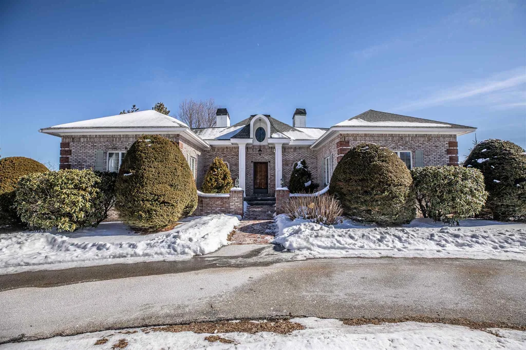 146 Highview Terrace Manchester NH 03104