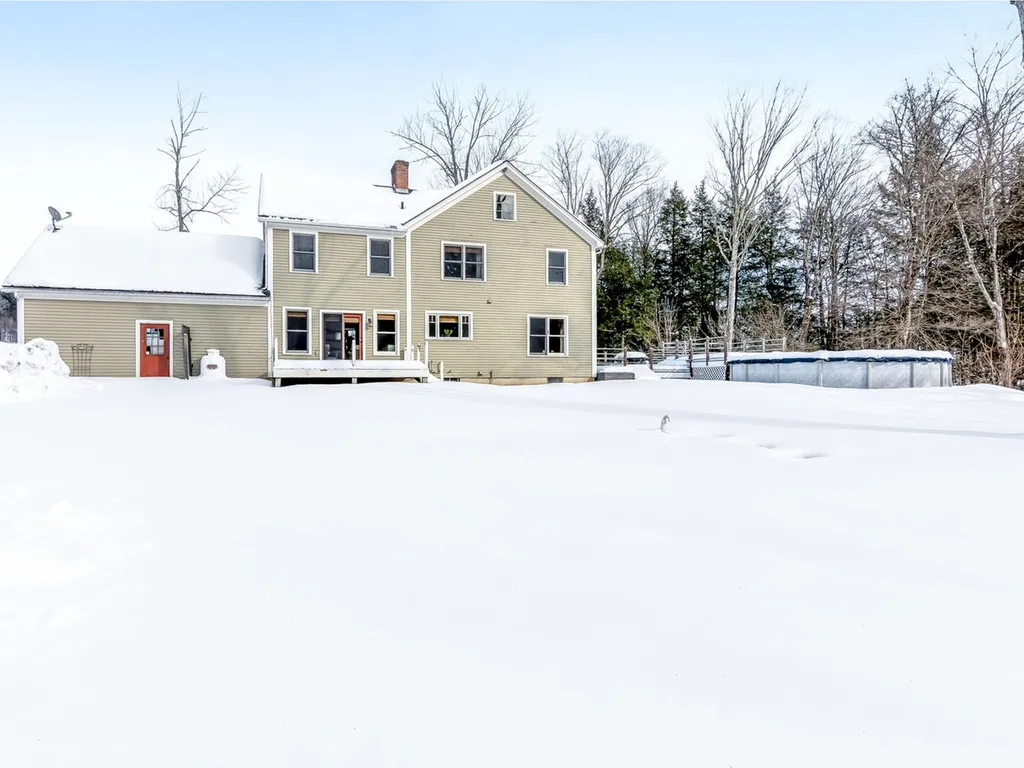 483 Isham Road Hinesburg VT 05461