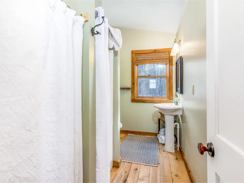 483 Isham Road Hinesburg VT 05461