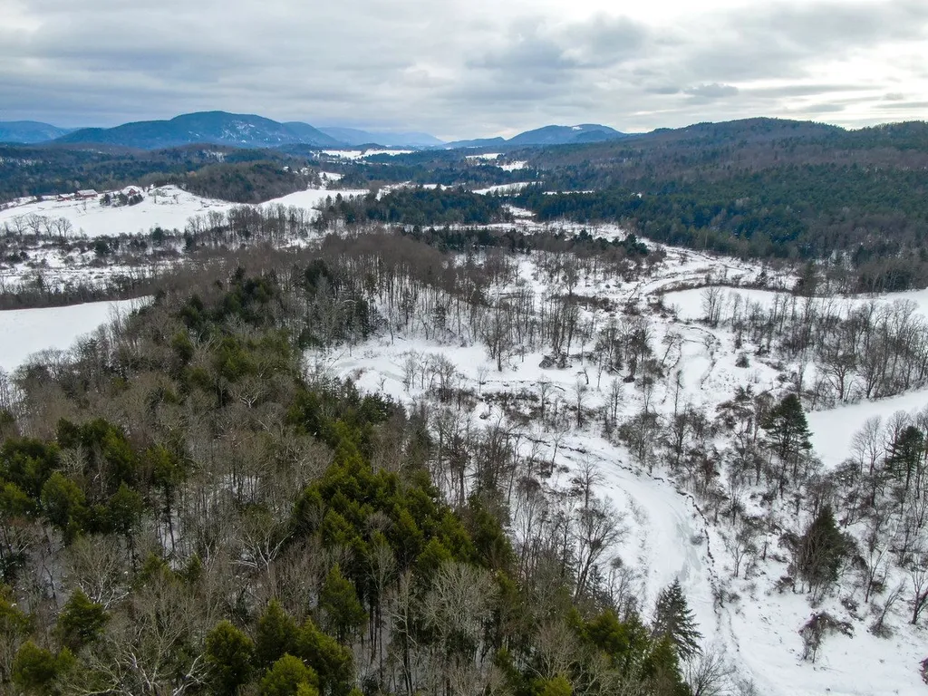 483 Isham Road Hinesburg VT 05461