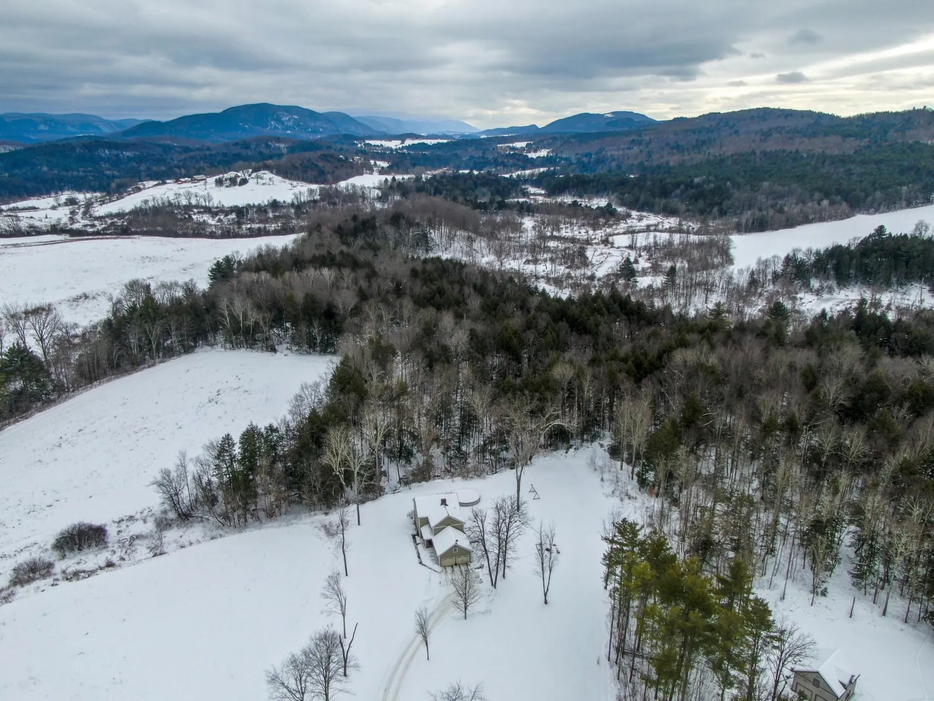 483 Isham Road Hinesburg VT 05461