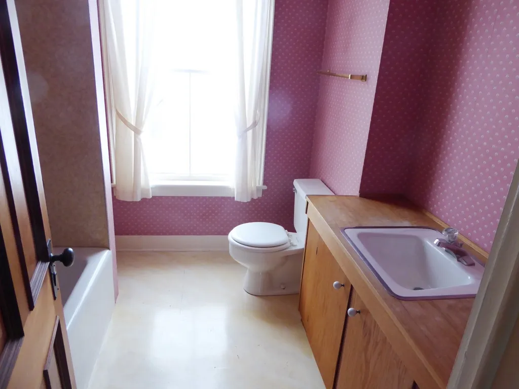 576 Sand Road Ferrisburgh VT 05456