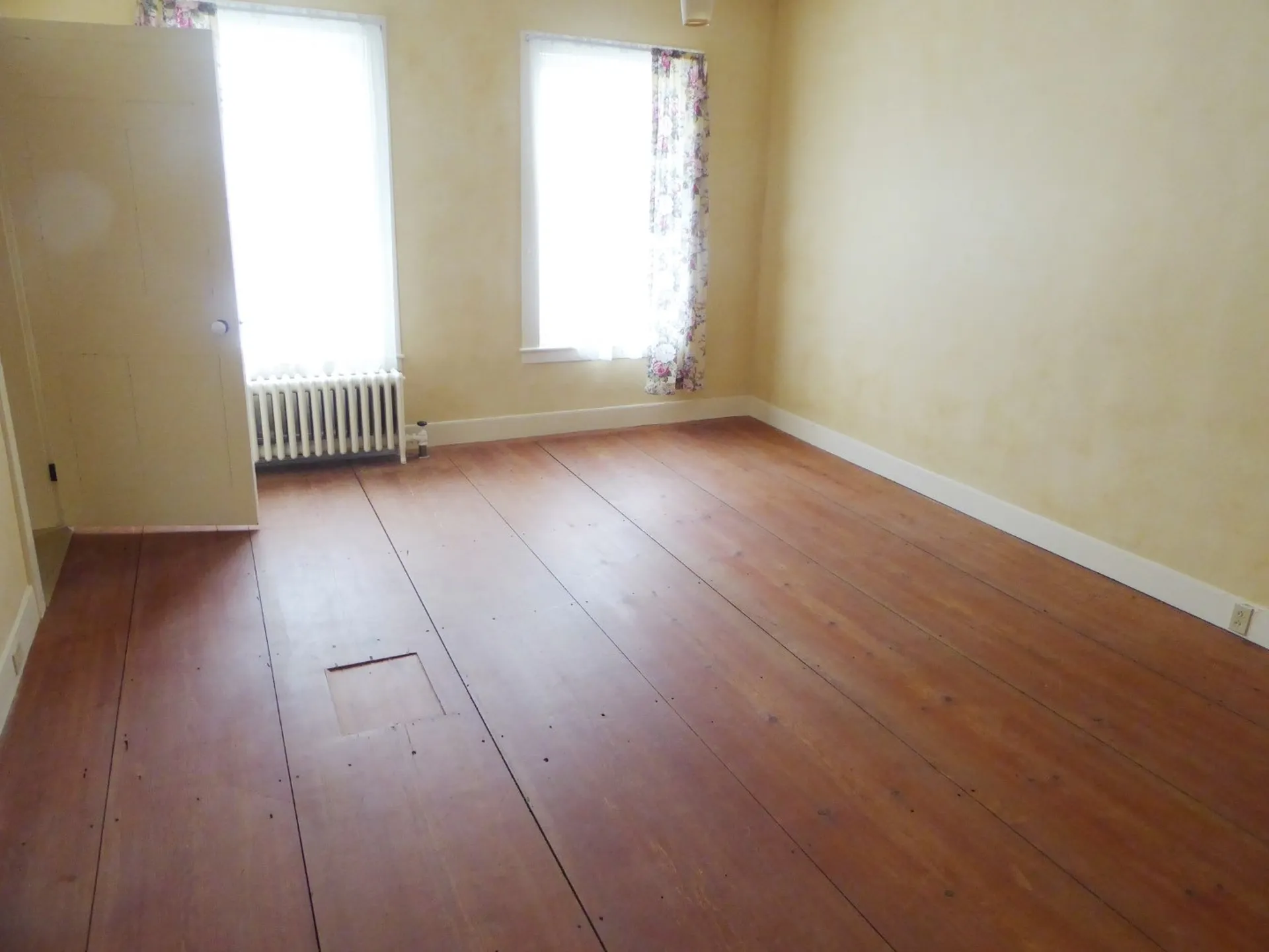 576 Sand Road Ferrisburgh VT 05456