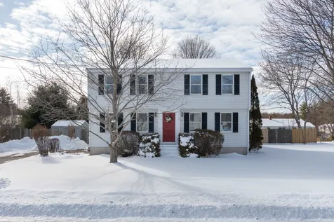 13 Jacobs Drive Rochester NH 03867