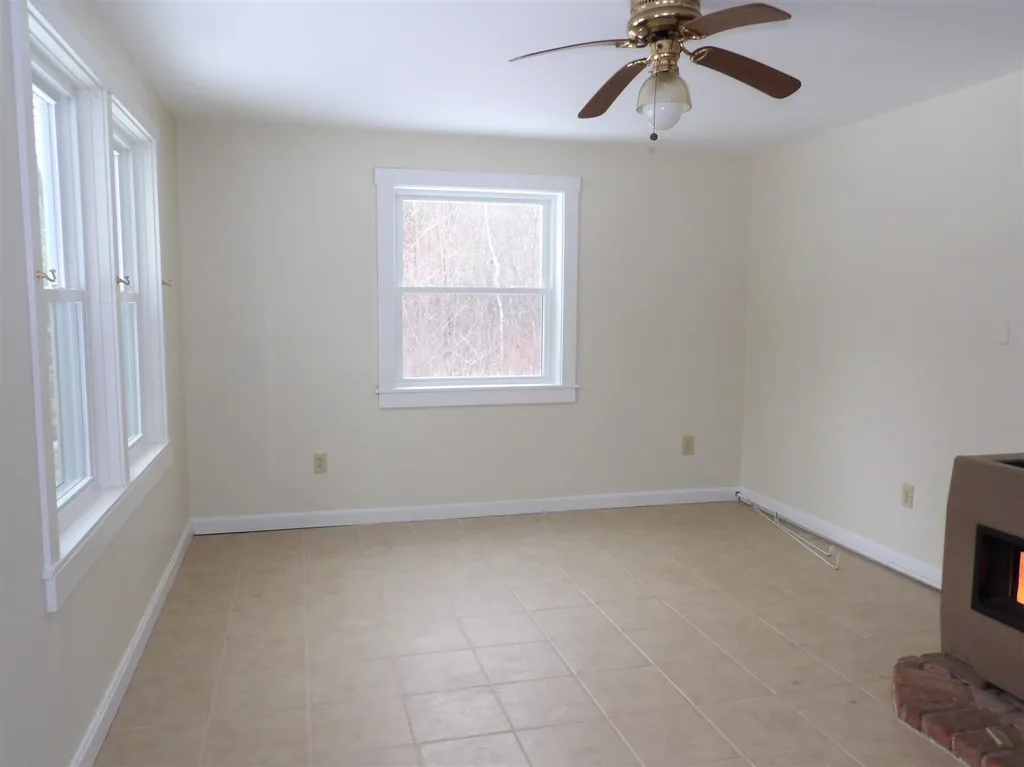 132 Oak Hill Road Northfield NH 03276