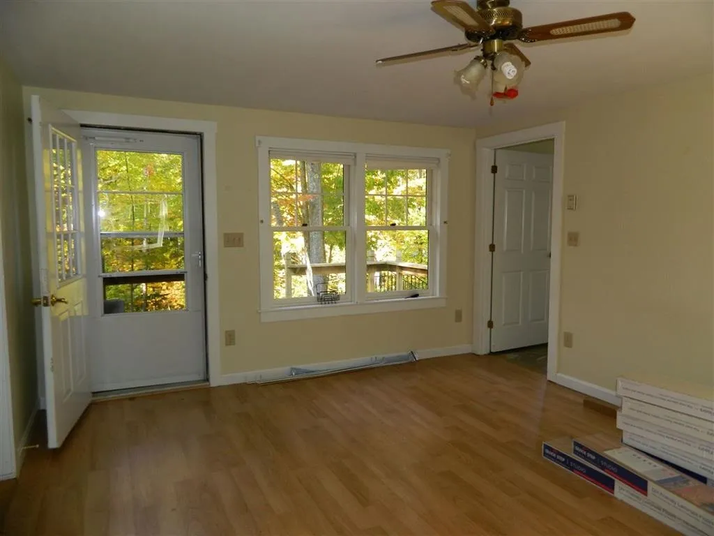 132 Oak Hill Road Northfield NH 03276