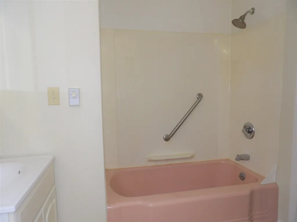 132 Oak Hill Road Northfield NH 03276