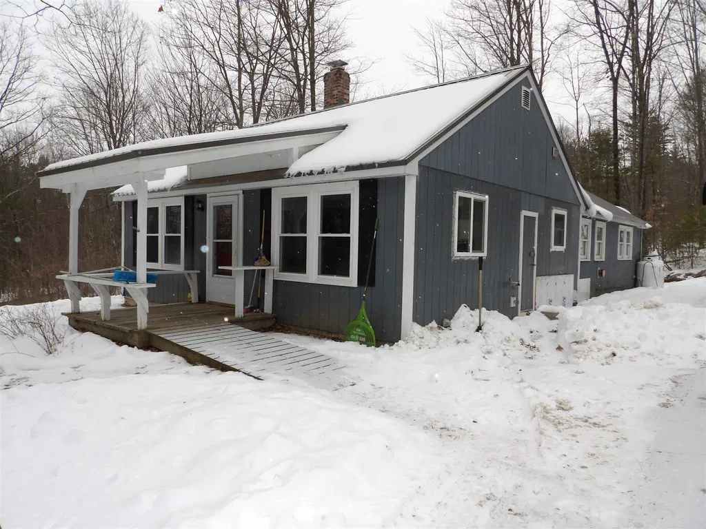 132 Oak Hill Road Northfield NH 03276