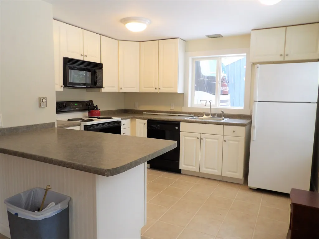 132 Oak Hill Road Northfield NH 03276