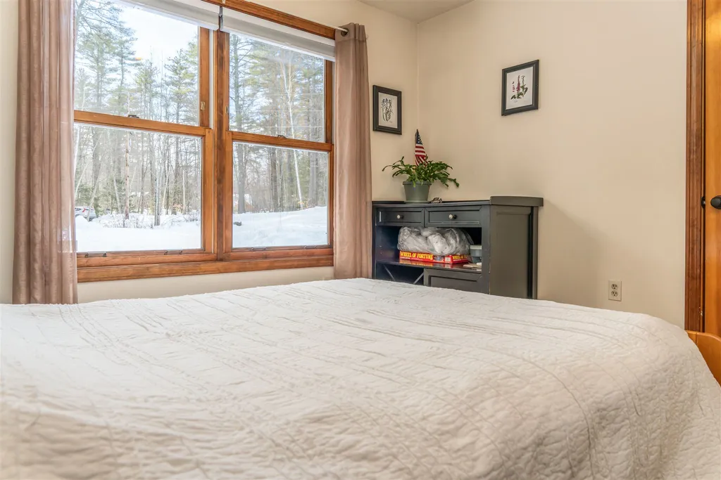 26 Jacob Lane Lee NH 03861
