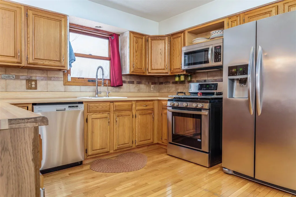 26 Jacob Lane Lee NH 03861