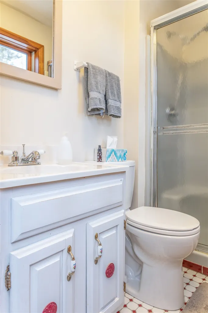 26 Jacob Lane Lee NH 03861