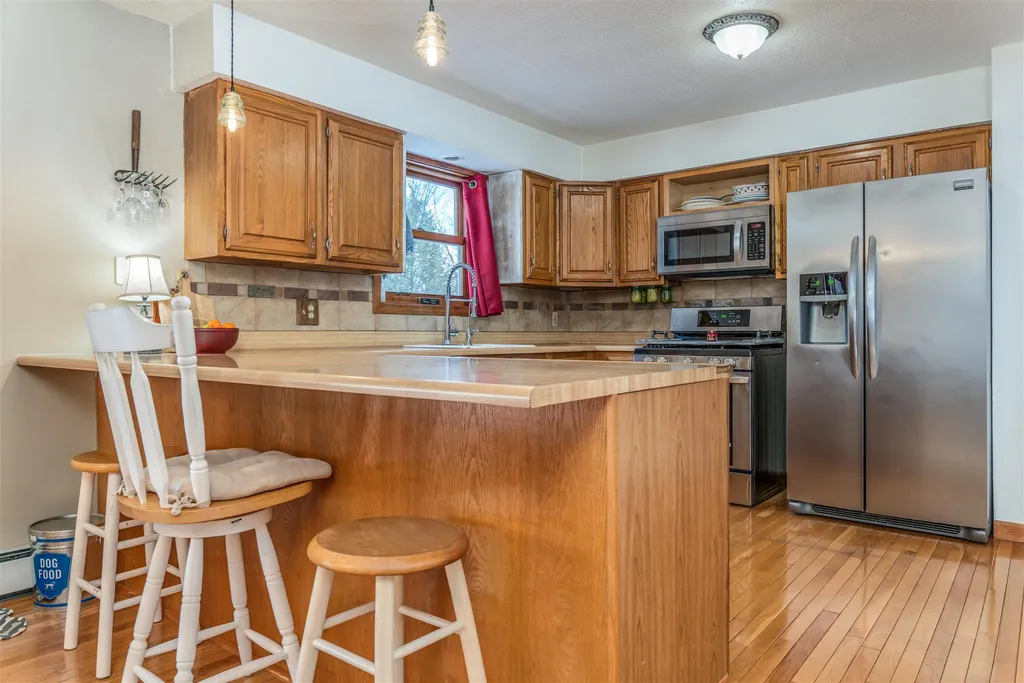 26 Jacob Lane Lee NH 03861