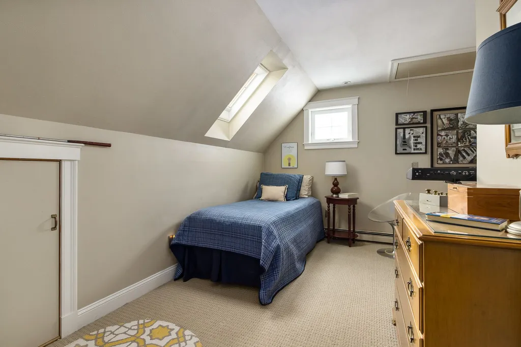 5 Red Gate Drive Kingston NH 03848