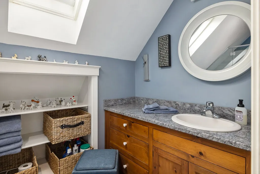 5 Red Gate Drive Kingston NH 03848