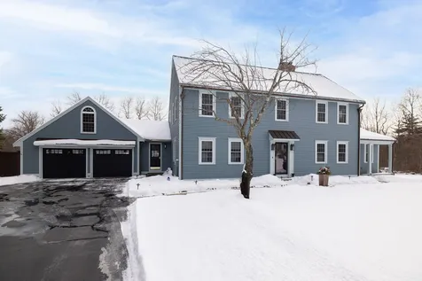 5 Red Gate Drive Kingston NH 03848