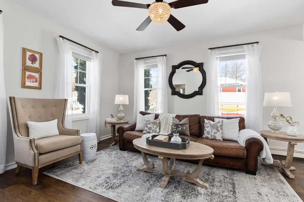 179 Jones Avenue Portsmouth NH 03801