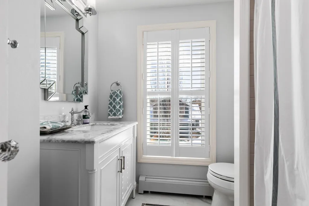 179 Jones Avenue Portsmouth NH 03801