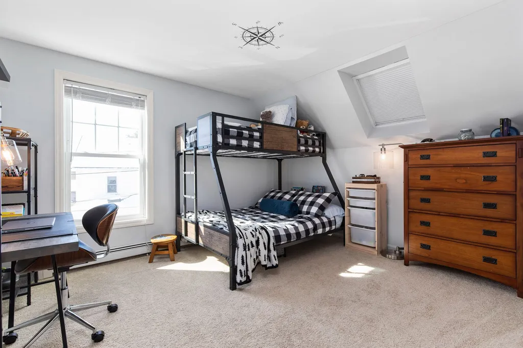 179 Jones Avenue Portsmouth NH 03801