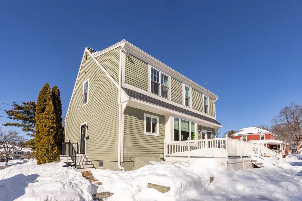 179 Jones Avenue Portsmouth NH 03801