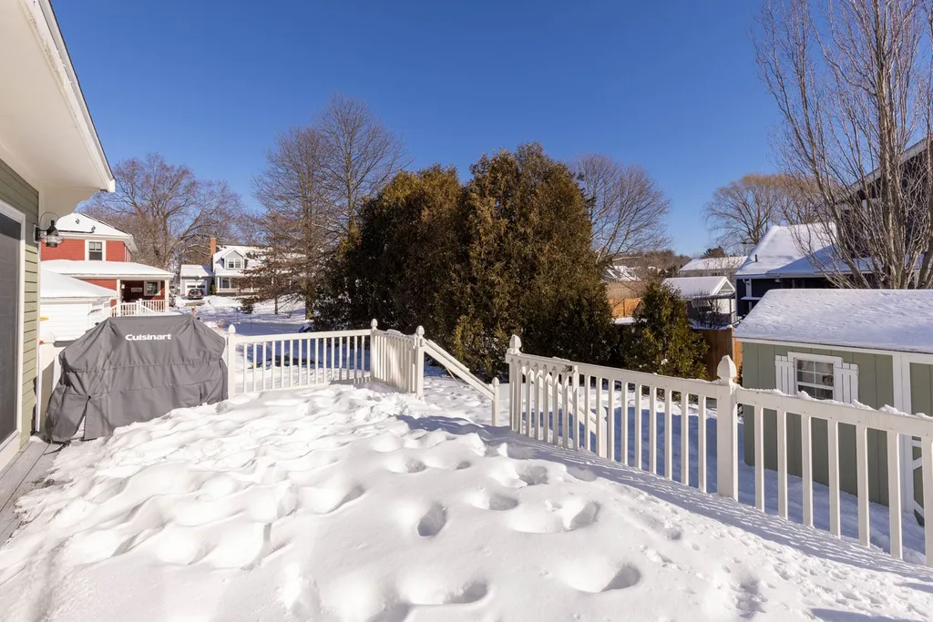 179 Jones Avenue Portsmouth NH 03801