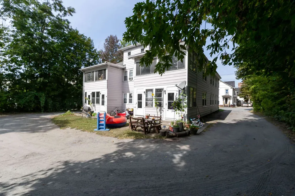 66-68 Sullivan Street Claremont NH 03743