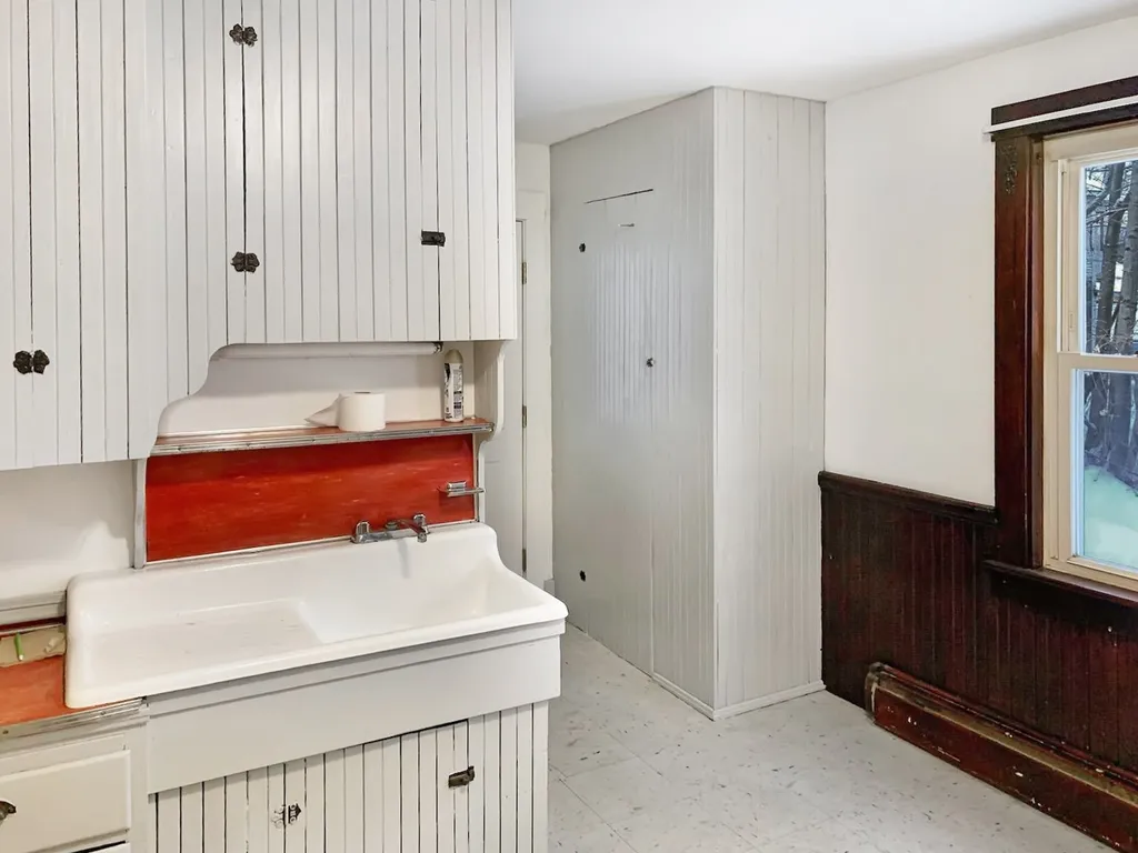 66-68 Sullivan Street Claremont NH 03743