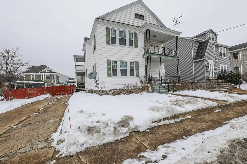 650 Lake Avenue Manchester NH 03103