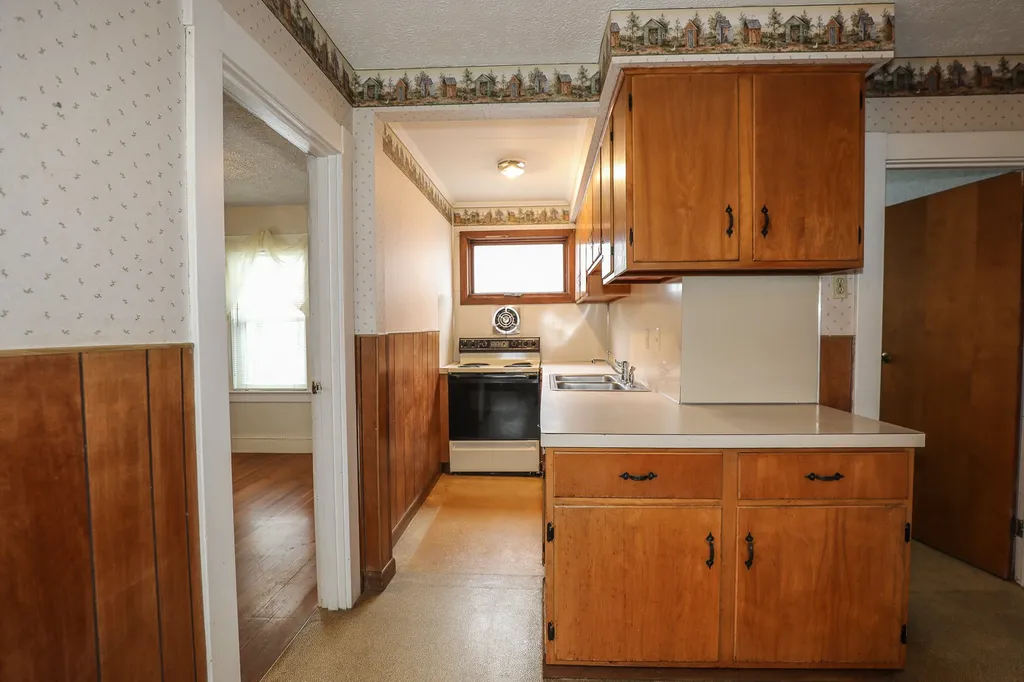 650 Lake Avenue Manchester NH 03103