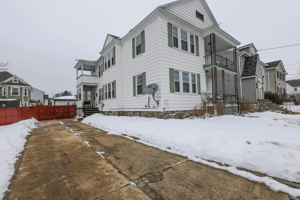 650 Lake Avenue Manchester NH 03103