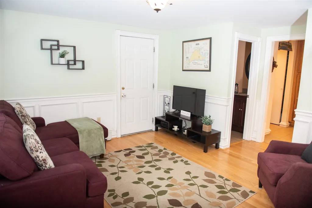 92 Harvey Lake Road Northwood NH 03261