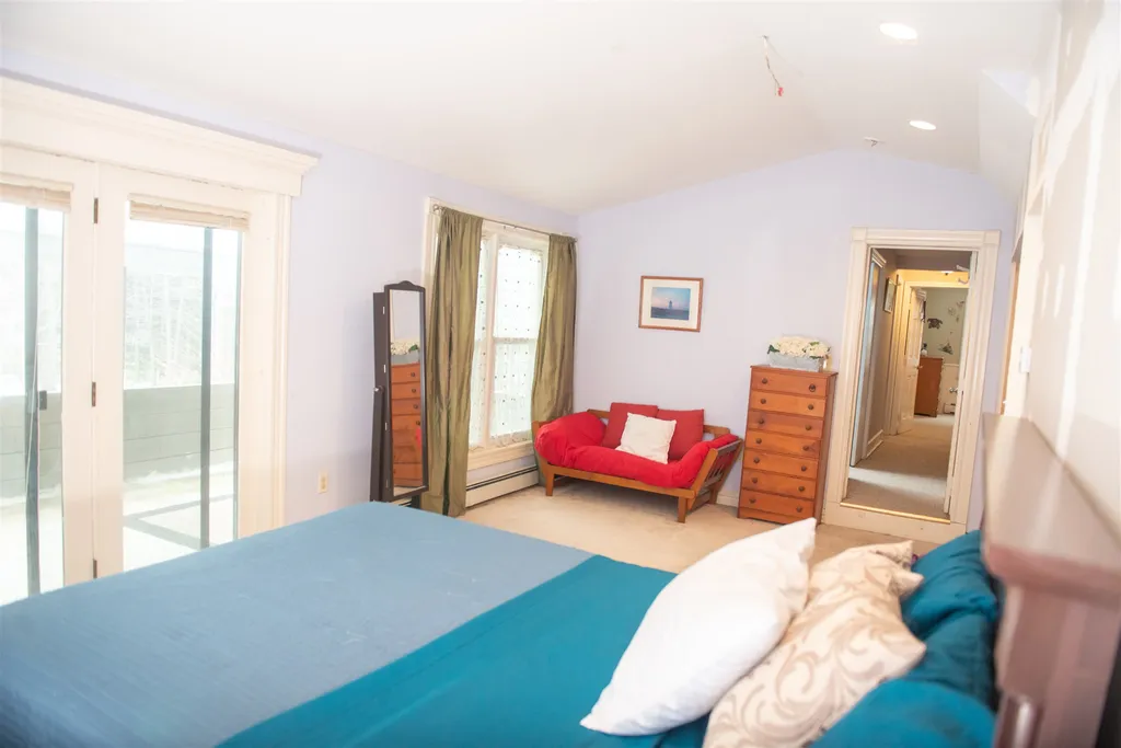 92 Harvey Lake Road Northwood NH 03261