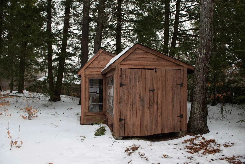 92 Harvey Lake Road Northwood NH 03261