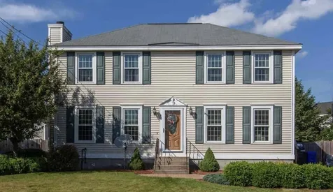 40 Aaron Drive Manchester NH 03109