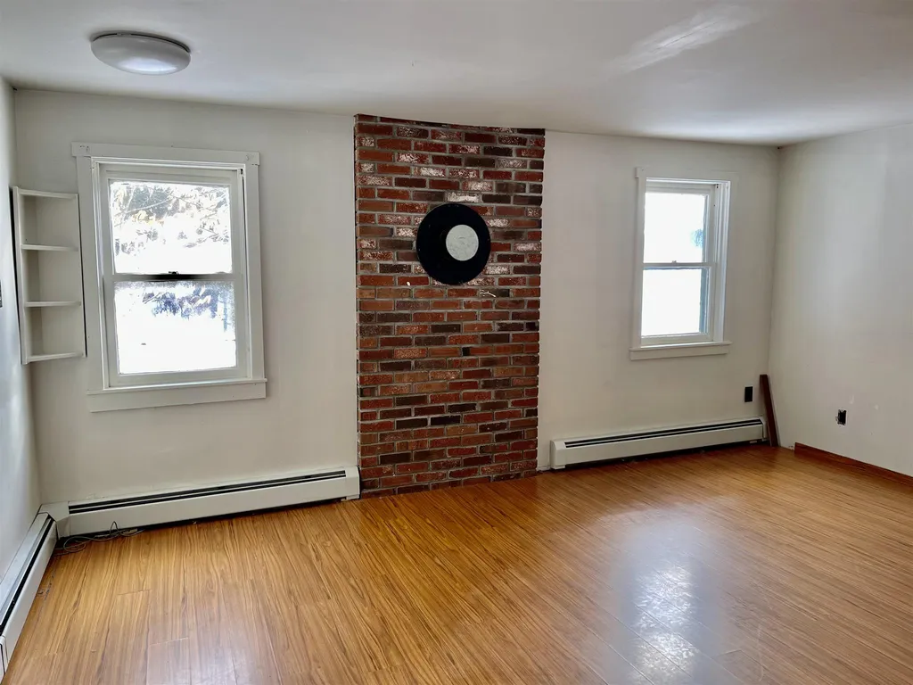 1052 1054 Goose Pond Road Canaan NH 03741