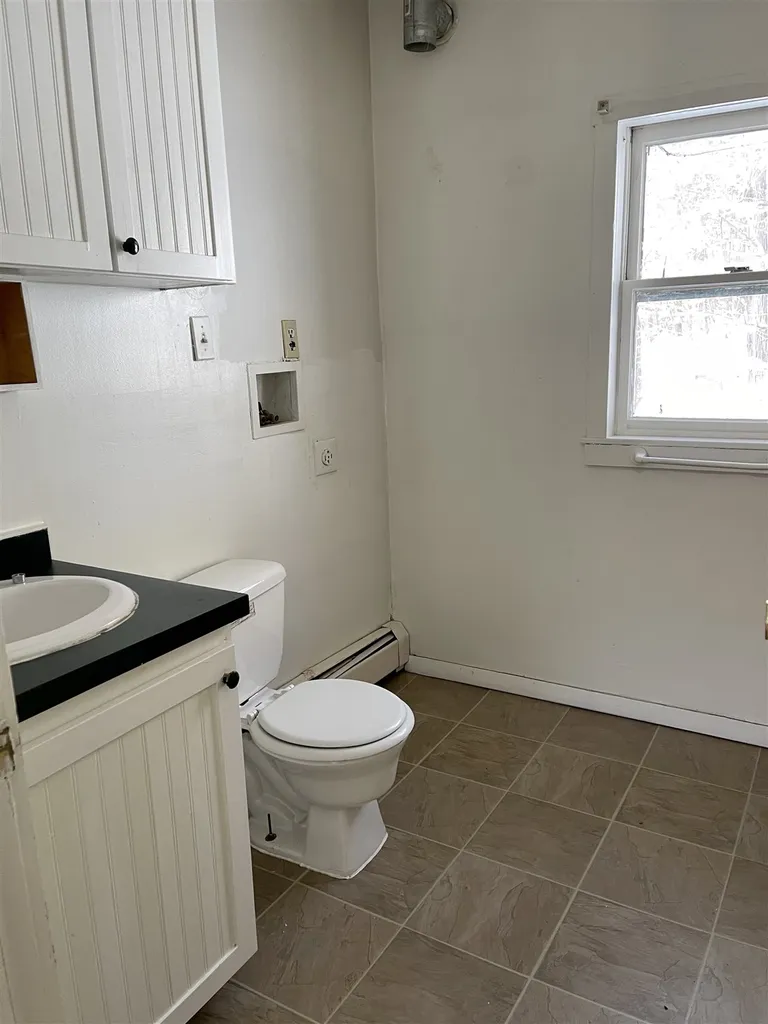 1052 1054 Goose Pond Road Canaan NH 03741